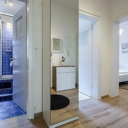 Deluxe Am Schlossberg Apartment